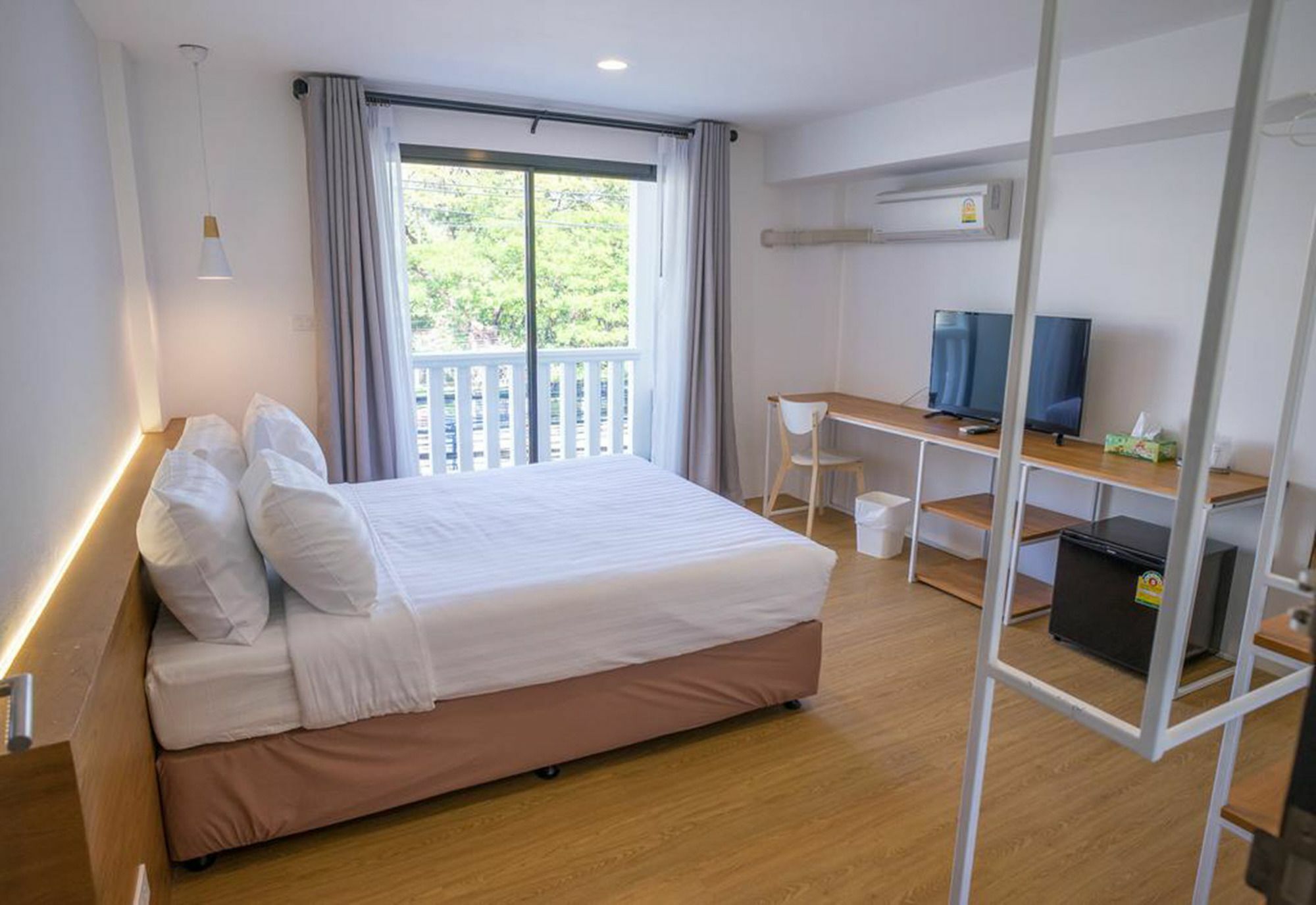 7 Days Asleep Hotell Chiang Mai Eksteriør bilde